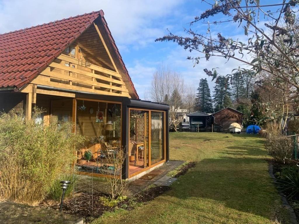 Holzhaus Mit Direktem Wasserzugang In Berlin-Koepenick Exterior photo